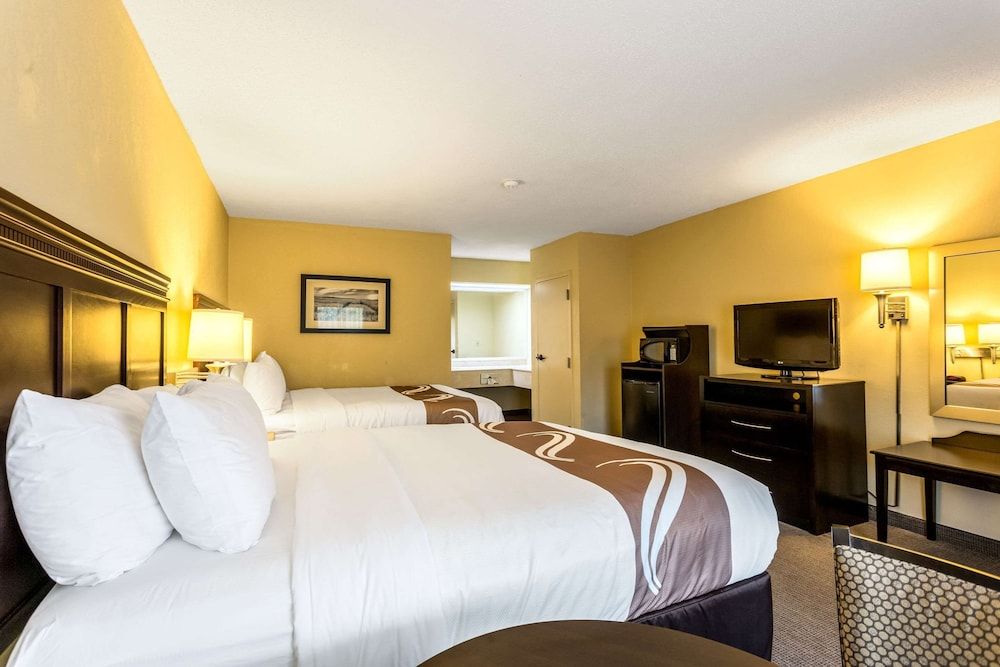 Room, 2 Queen Beds, Accessible, Non Smoking