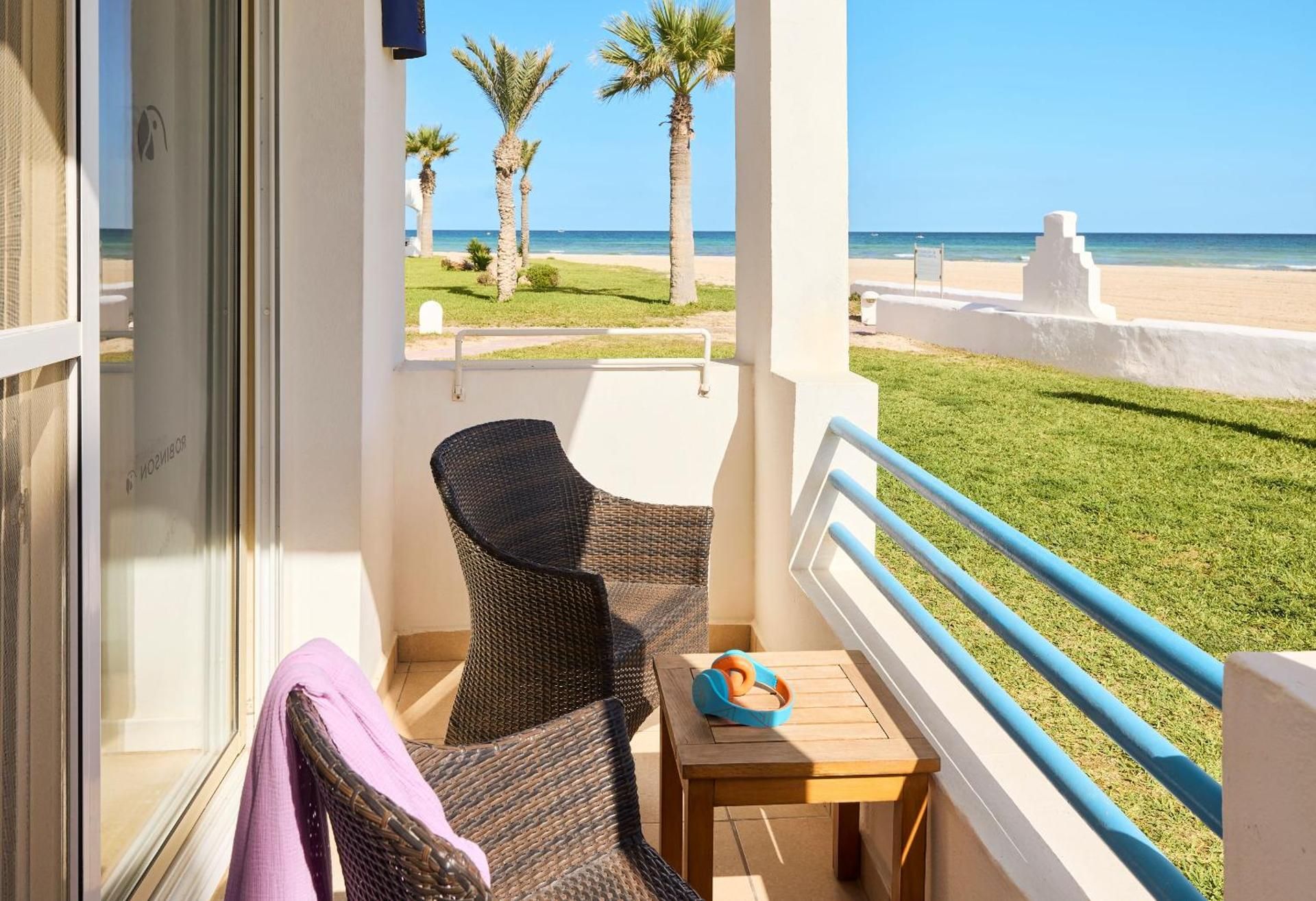 Family Room with Sea View