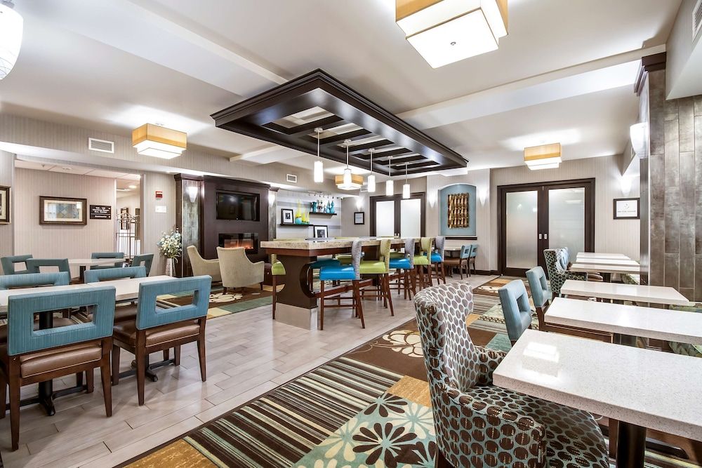 undefined Hampton Inn Columbus-West 10