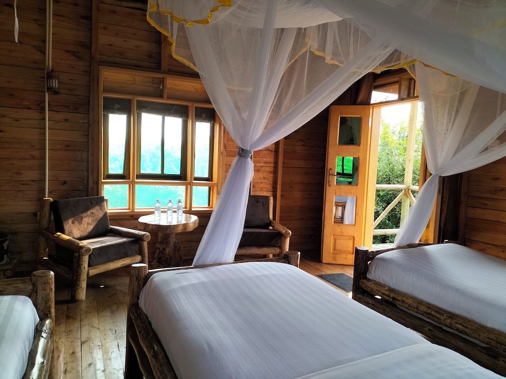 Engiri Game Lodge and Campsite Basic Twin Room, Garden View (Double or Twin) 2