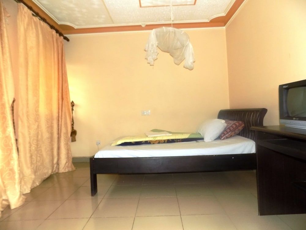 Hotel B Plus Standard Double Room 6