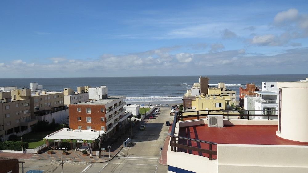 Hotel Alhambra Standard Triple Room 6