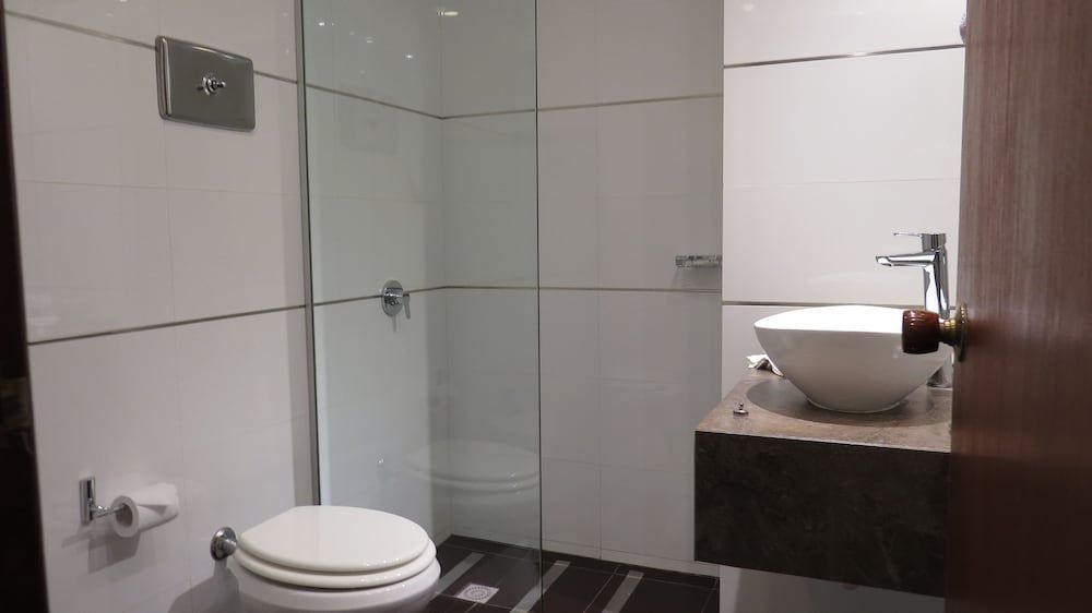 Hotel Alhambra Superior Double Room 8