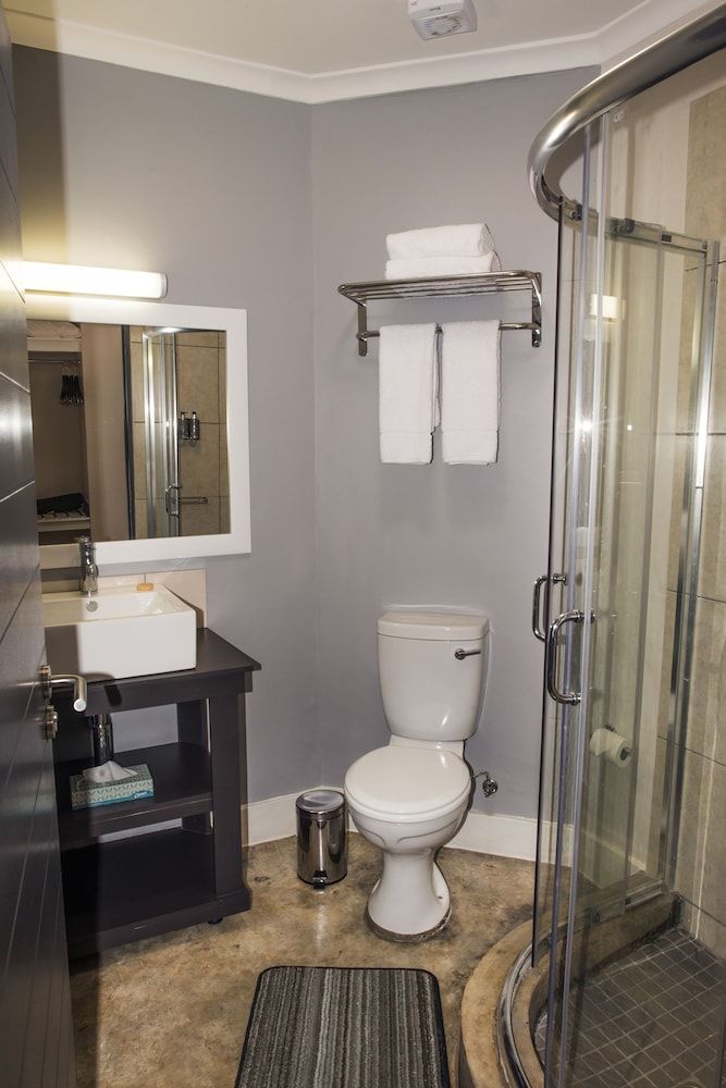 Greenwood Manor Hotel Ndola Standard Double Room, 1 Queen Bed, Patio 6