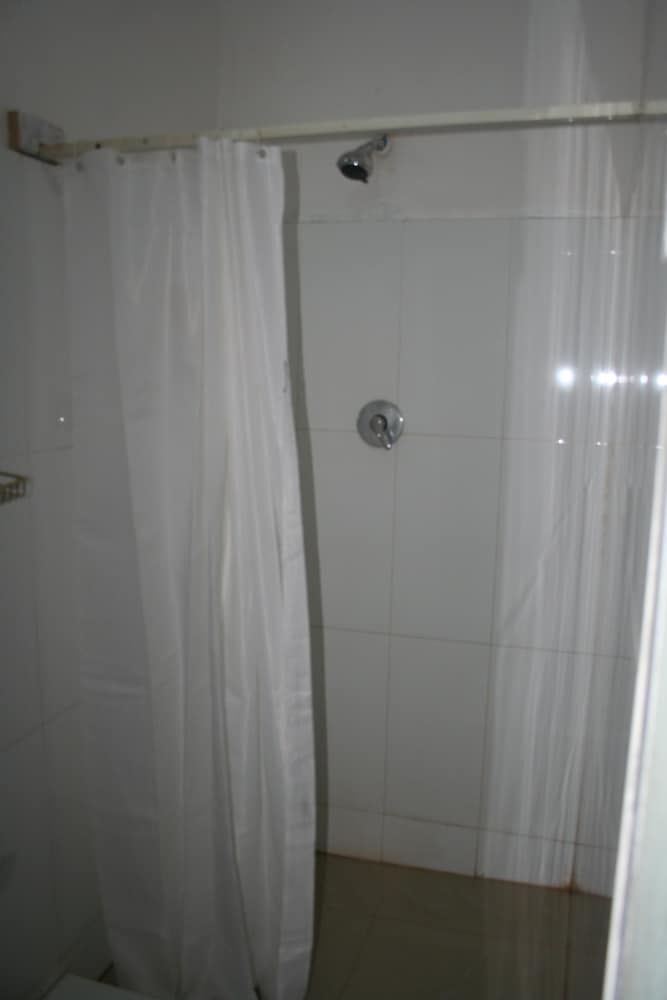 undefined Honeybed Lodge 2