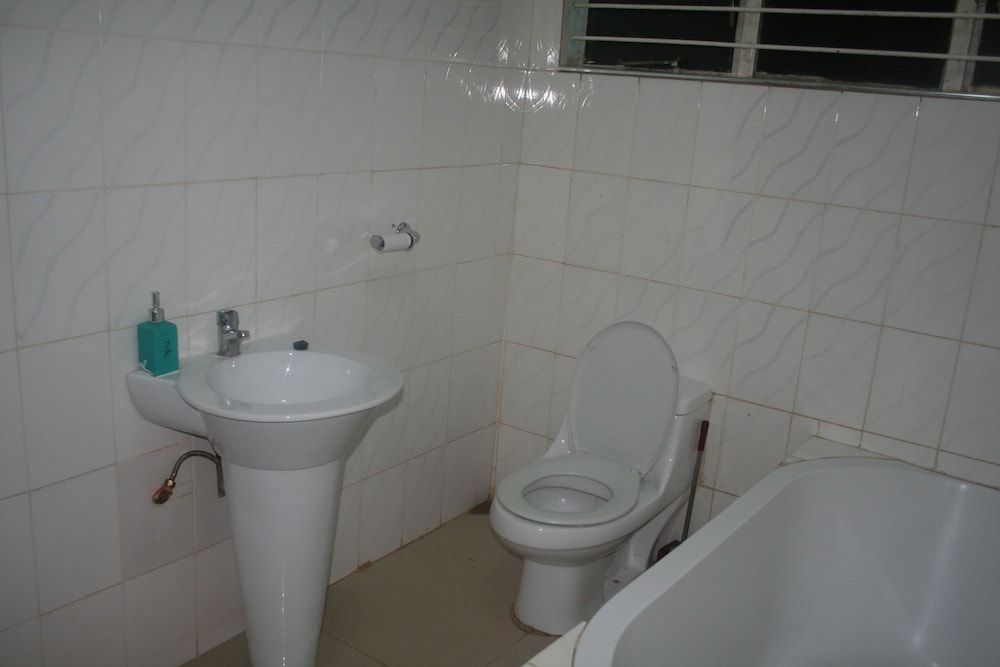 undefined Honeybed Lodge 10