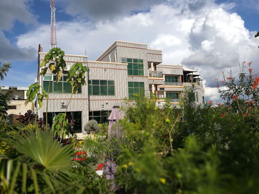 undefined Golden Zambezi Lodge 7