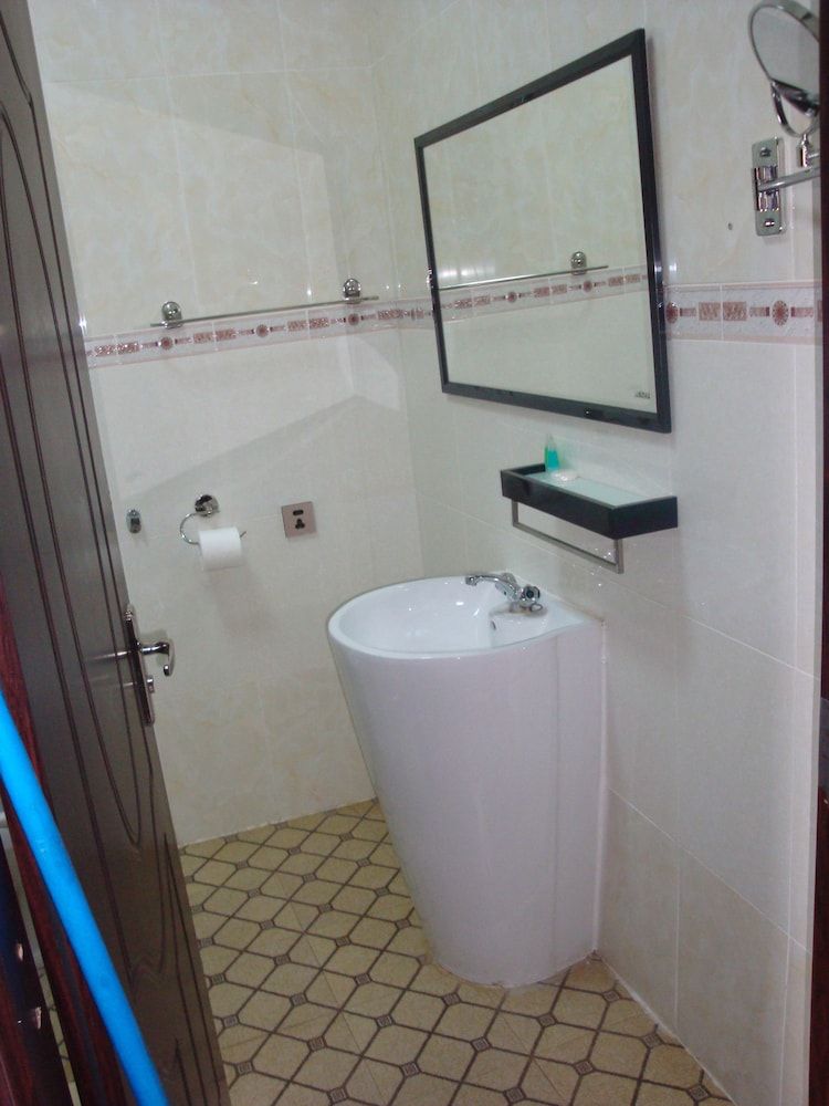 Golden Zambezi Lodge Standard Double Room 4