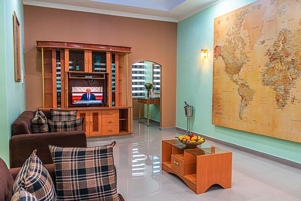 New Fairmount Hotel and Casino Family Suite, 2 Bedrooms, Garden View 4