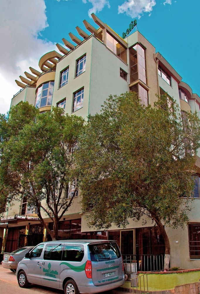 undefined Hotel Lobelia 6