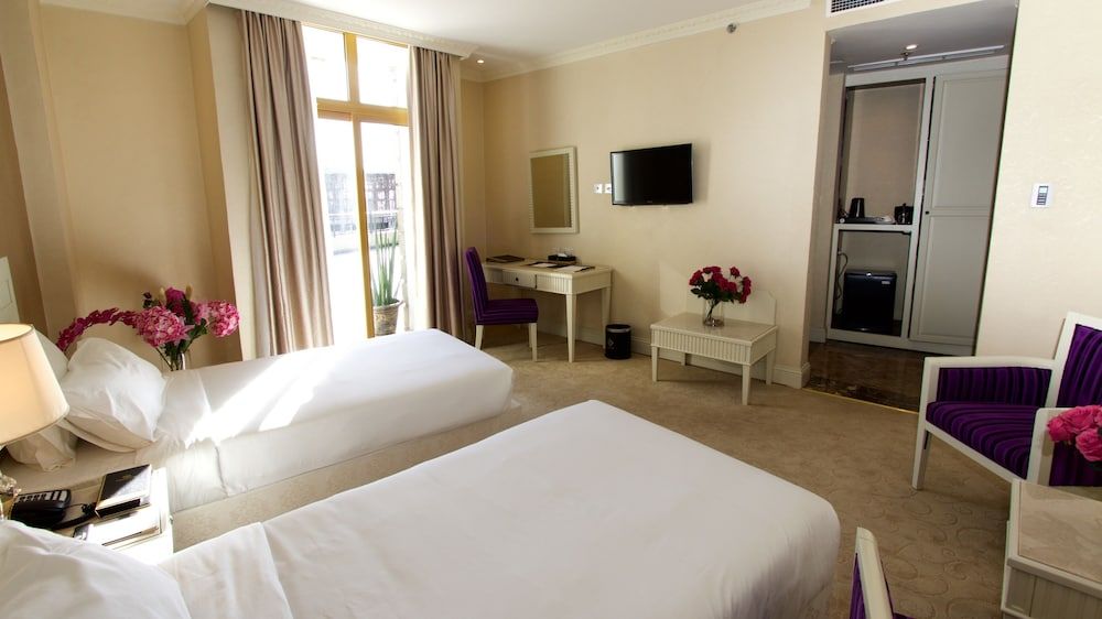 undefined Bellevue Hotel and Spa 3