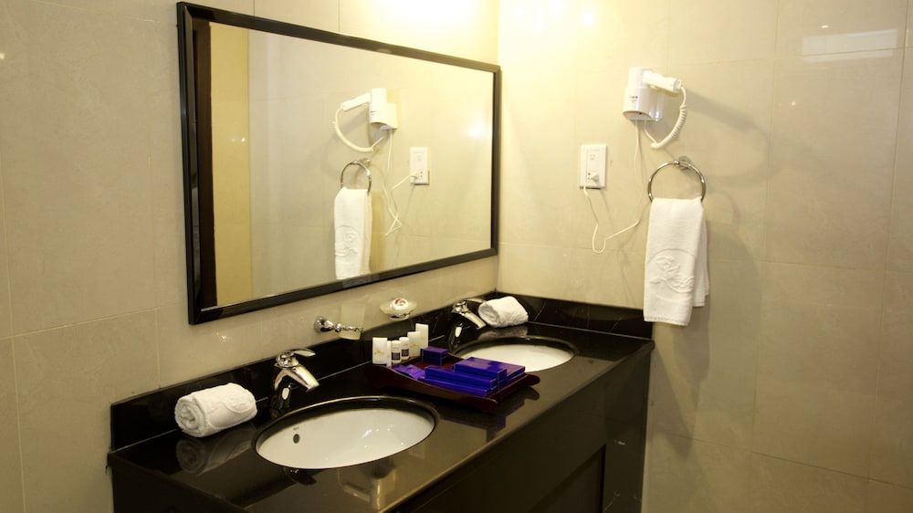 Elilly International Hotel Standard Double Room 7