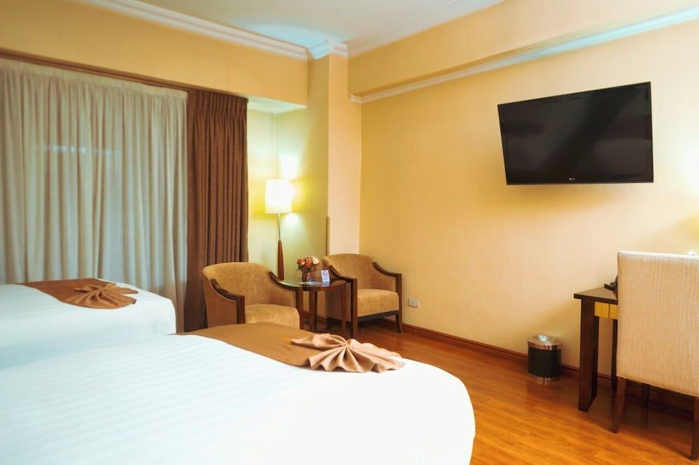 Capital Hotel & Spa Standard Twin Room 7