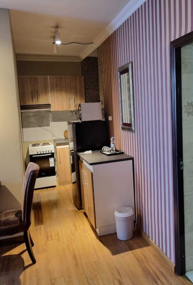 The Residence Suite Hotel Deluxe Apartment 5