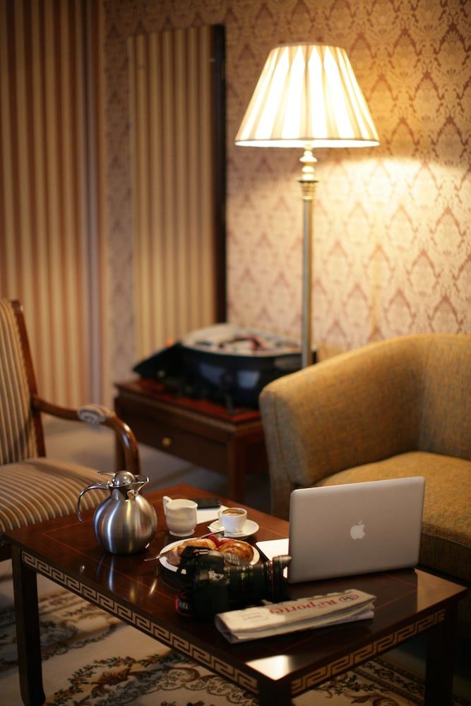 The Residence Suite Hotel Classic Twin Room 8