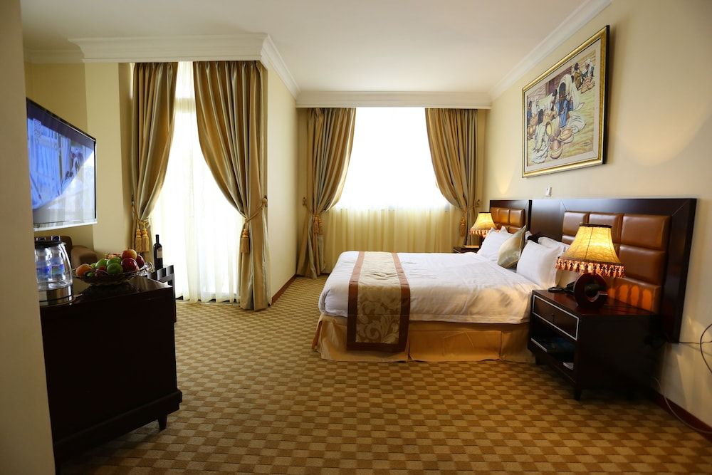 undefined Caravan Hotel