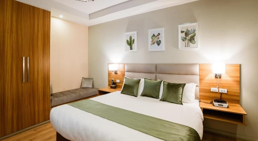 undefined Monarch Hotel 6
