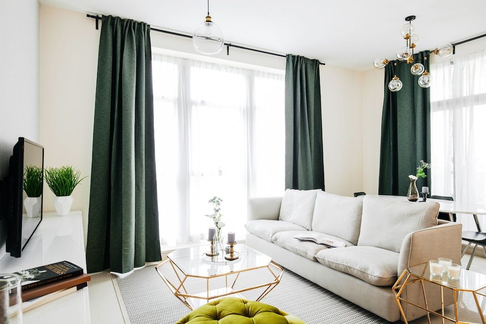 undefined Fantastay - Portokal Downtown Dubai