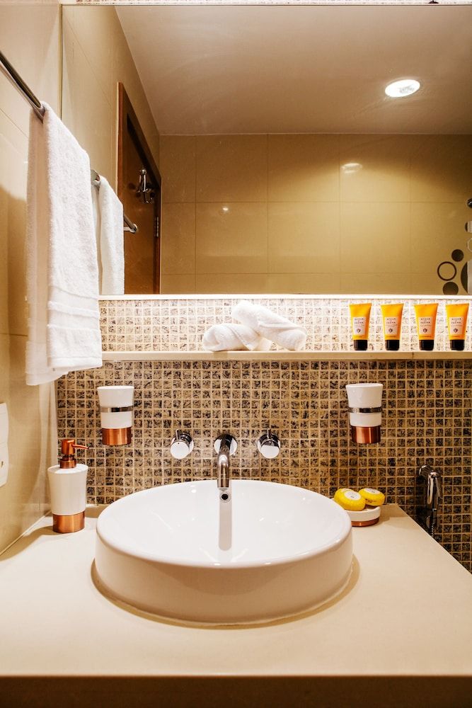 undefined Fantastay - Portokal Downtown Dubai 9