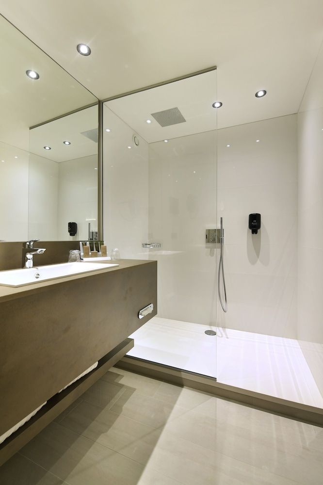 Van Der Valk Hotel Charleroi Airport Superior Double 3