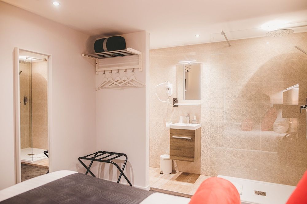 Hôtel Hors Château Business Double Room 5