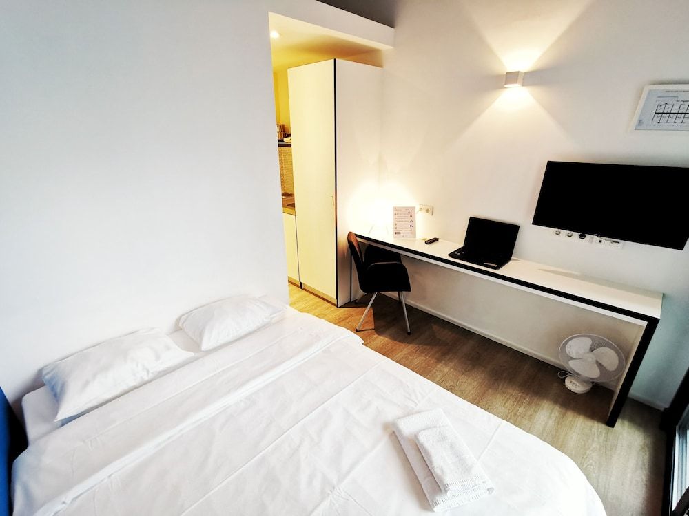 Economy Double Room, 1 Double Bed, Non Smoking, Kitchenette