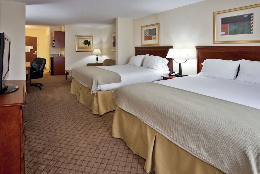 Suite, Multiple Beds (Wet Bar)