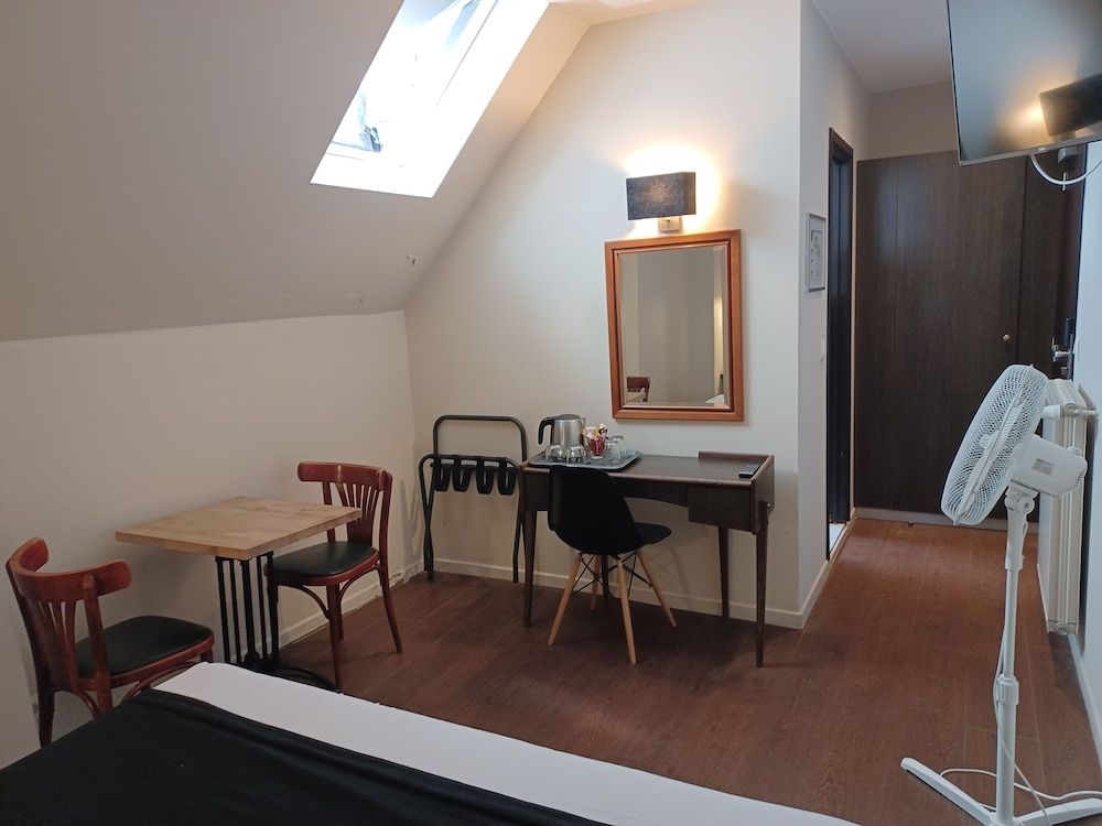 Hotel Le Quinze Grand Place Brussels Double Room (No Grand Place View) 15