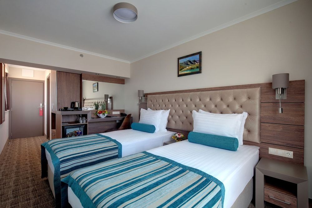 Classic Twin Room