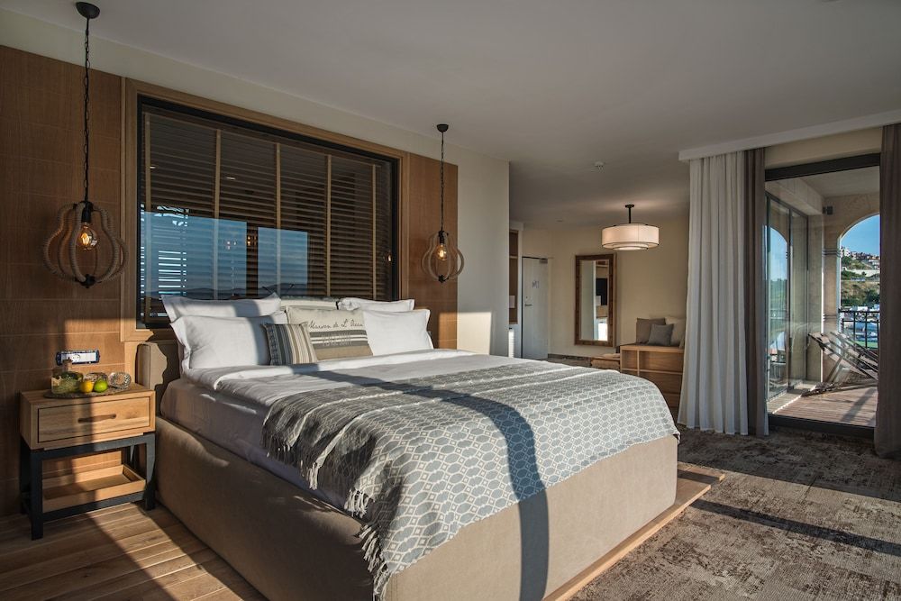 Luxury Apartment, 1 Bedroom, Sea View