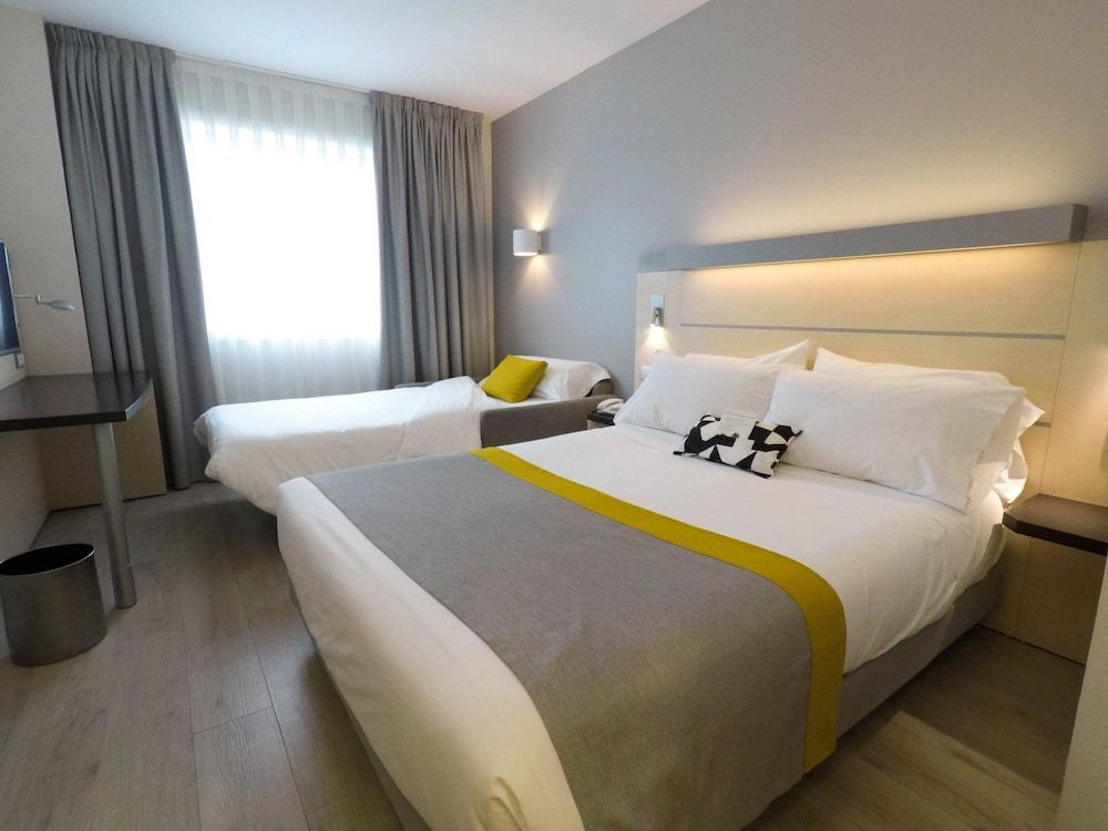 Standard Room (Free Breakfast)