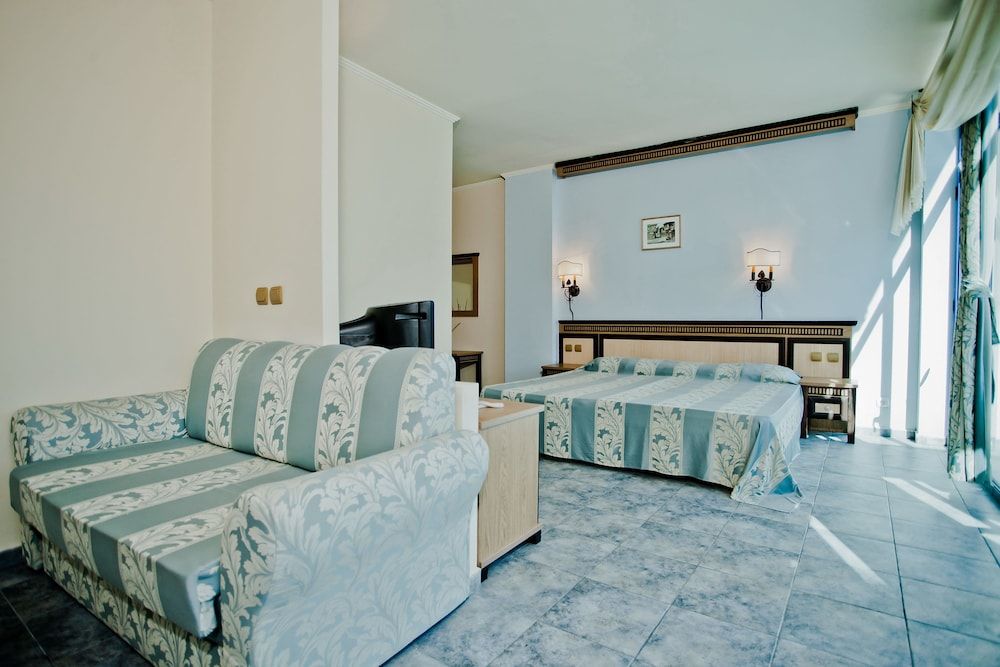 Chaika Beach Resort
