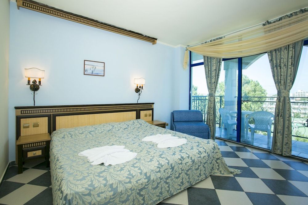 Chaika Beach Resort