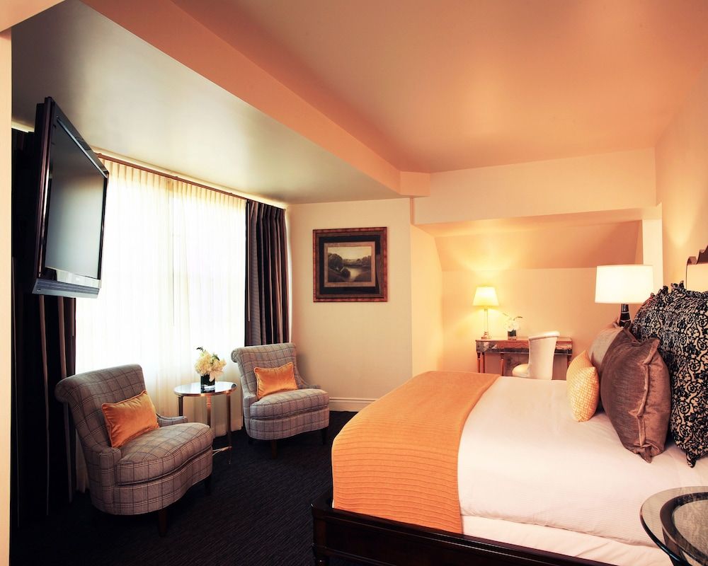 Suite, 2 Bedrooms, 2 Bathrooms (Governor)
