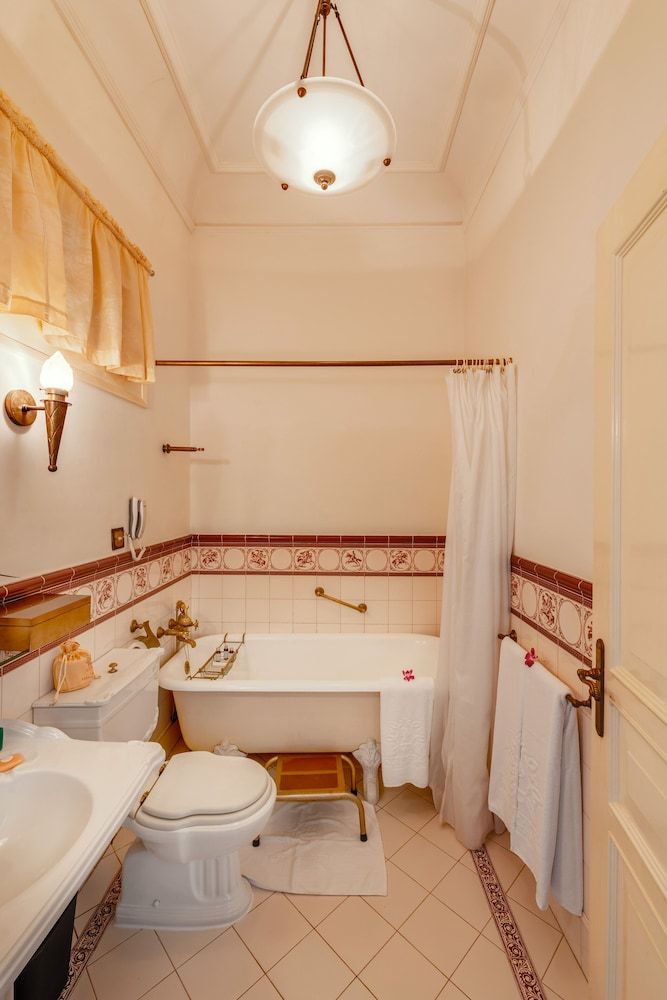 Dalat Palace Heritage Hotel Superior Double or Twin Room - Afternoon Tea 4