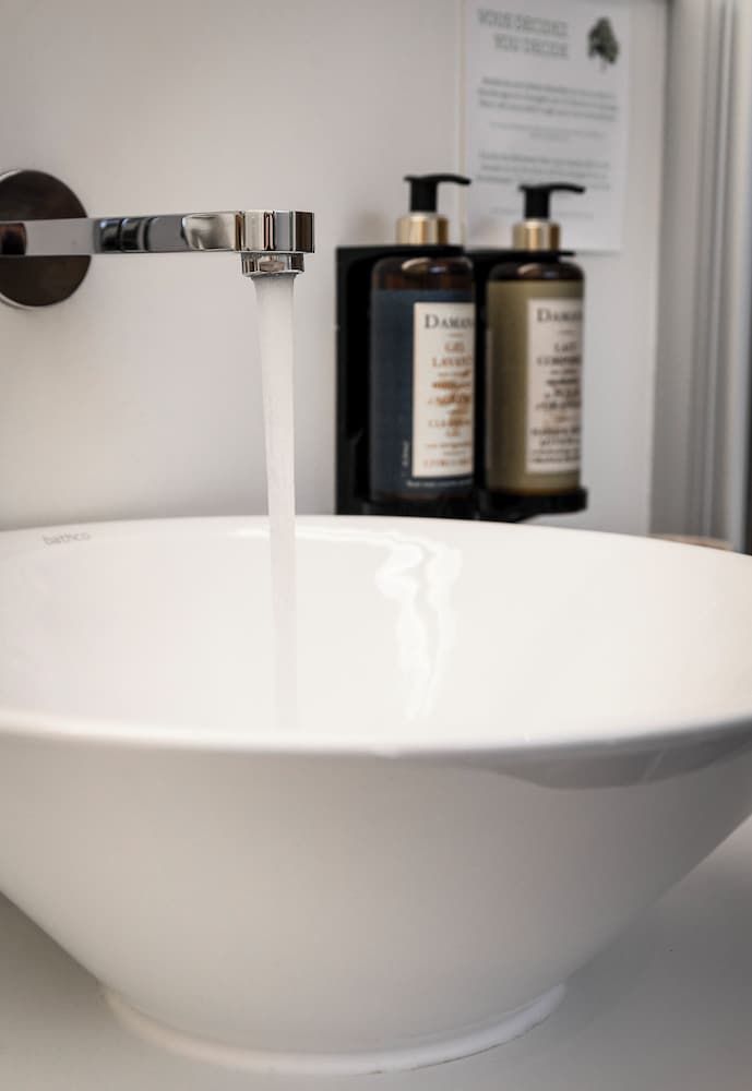 Home Swiss Hotel Standard Double Room 4