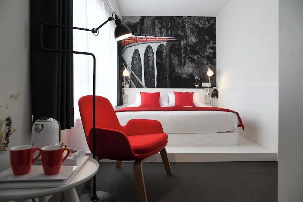 Home Swiss Hotel Standard Double Room 3