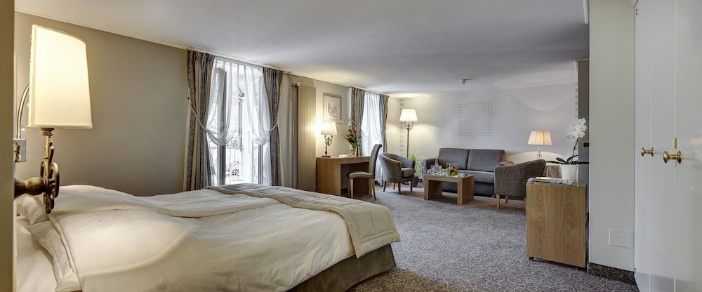 Junior Suite, Balcony, Mountain View