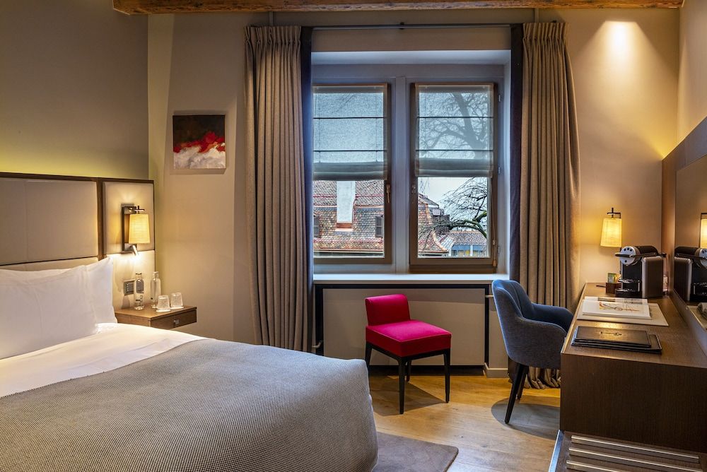 Hôtel Les Armures Deluxe Room 9