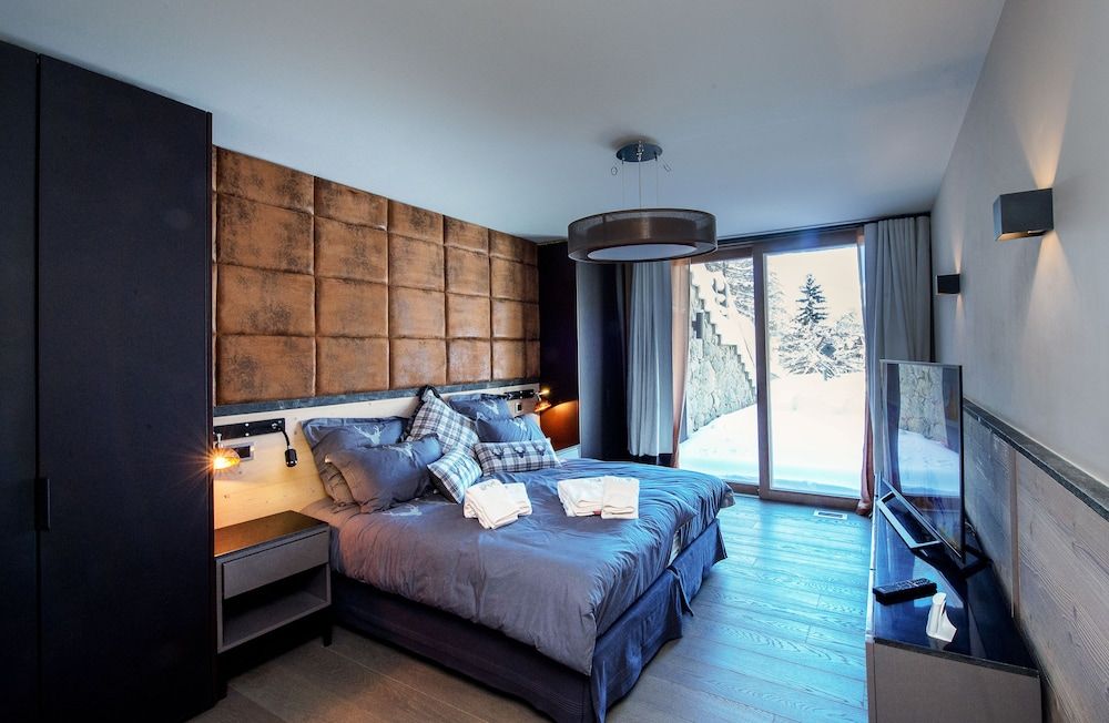 Superior Chalet, 4 Bedrooms, Terrace, Garden Area