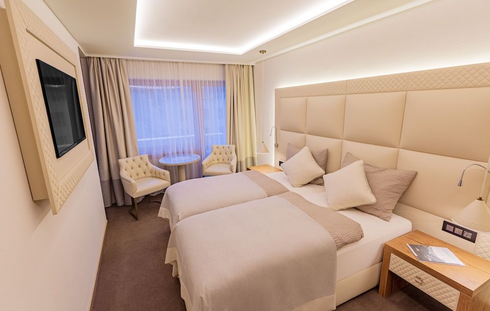 undefined Hotel Arte 4