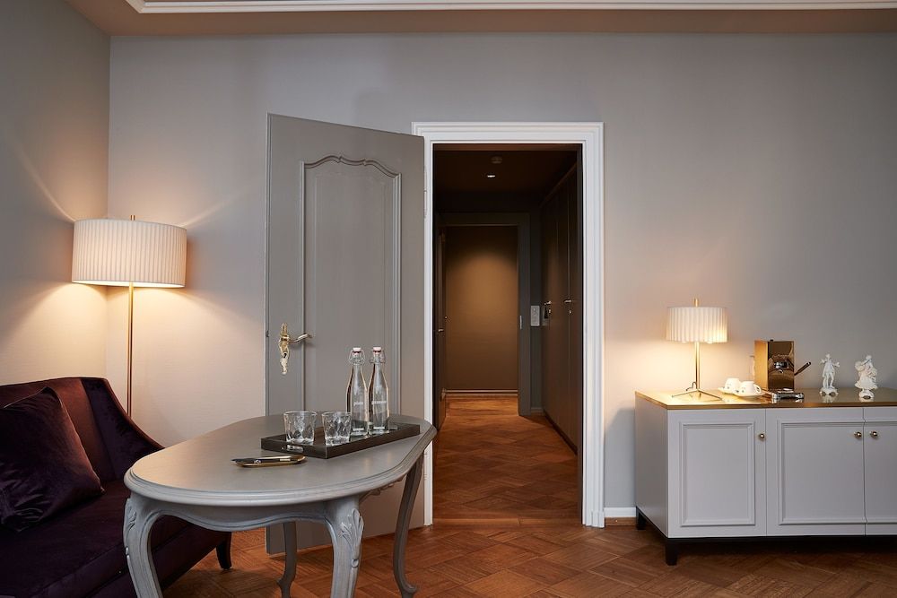 La Couronne Hotel Restaurant Junior Suite (Prestige) 4