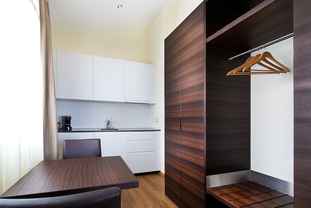 Hôtel Glanis Junior Double Room, Bathtub, Lake View 10