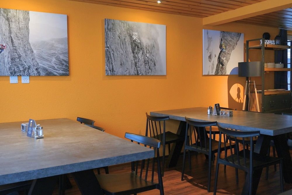 undefined Eiger Lodge Easy 9