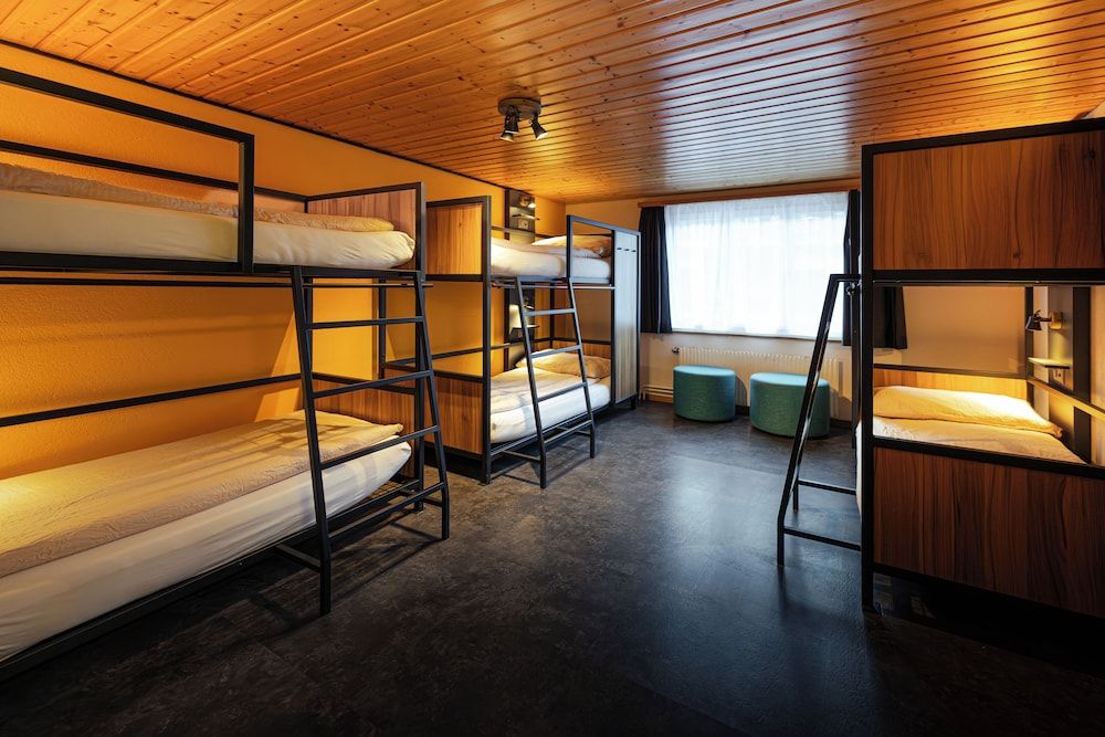 undefined Eiger Lodge Easy 6