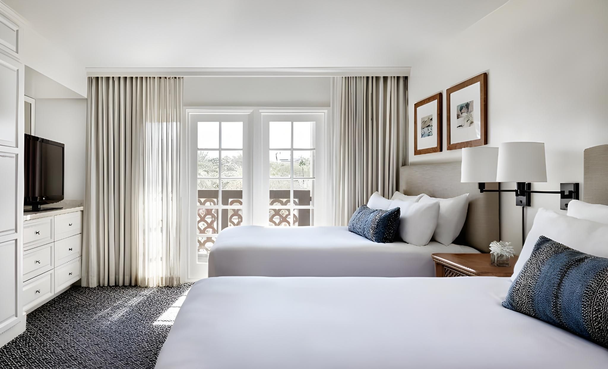 Golf View Suite 2 Queen Beds