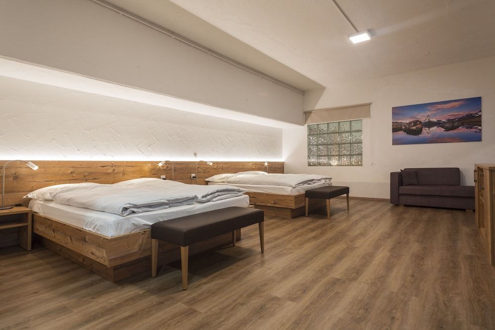 undefined Zermatt Budget Rooms 5