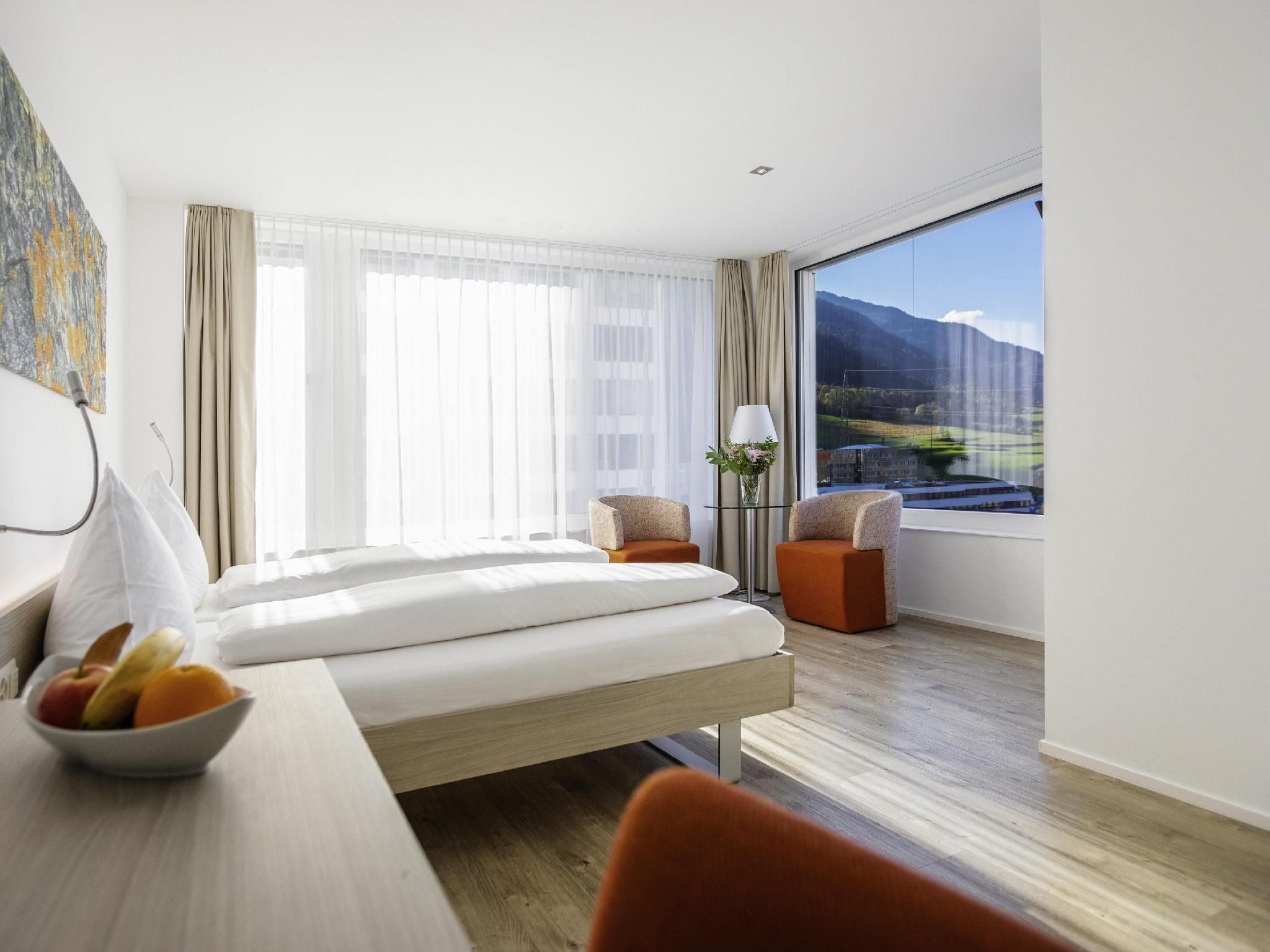 Comfort Room With 2 Single Beds, Mountain View