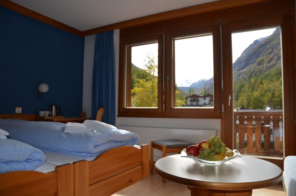 Double Room (South)