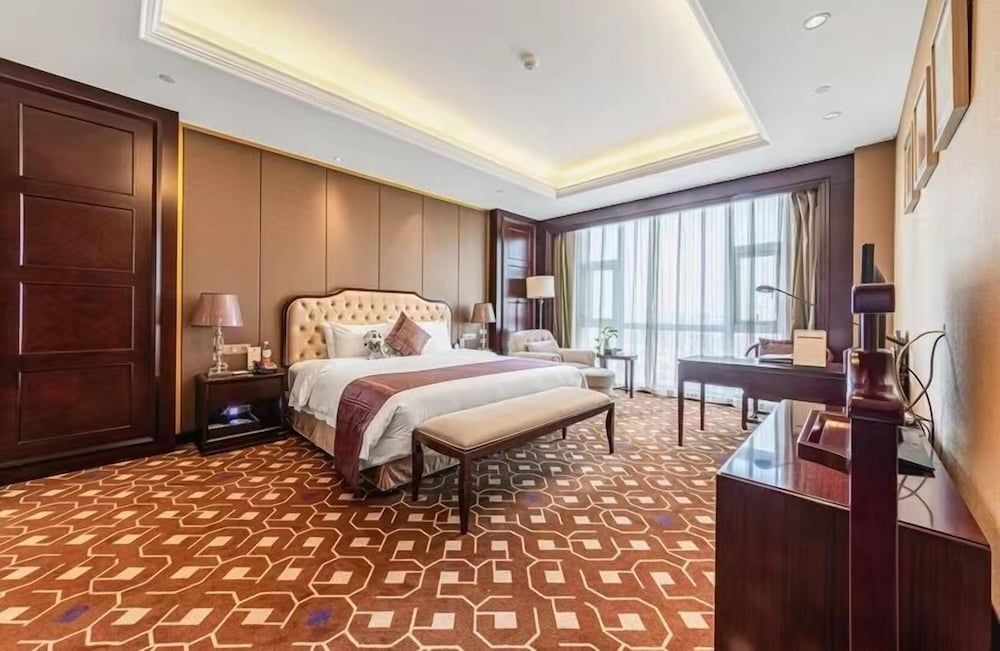 Superior Suite, 1 King Bed